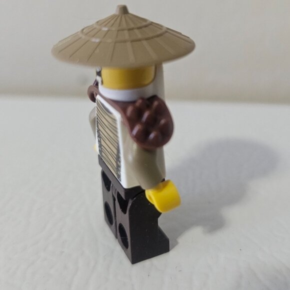 LEGO Ninjago Hero Wu Minifigure Master of the Mountain Ninja Sensei 71718 - Picture 4 of 5